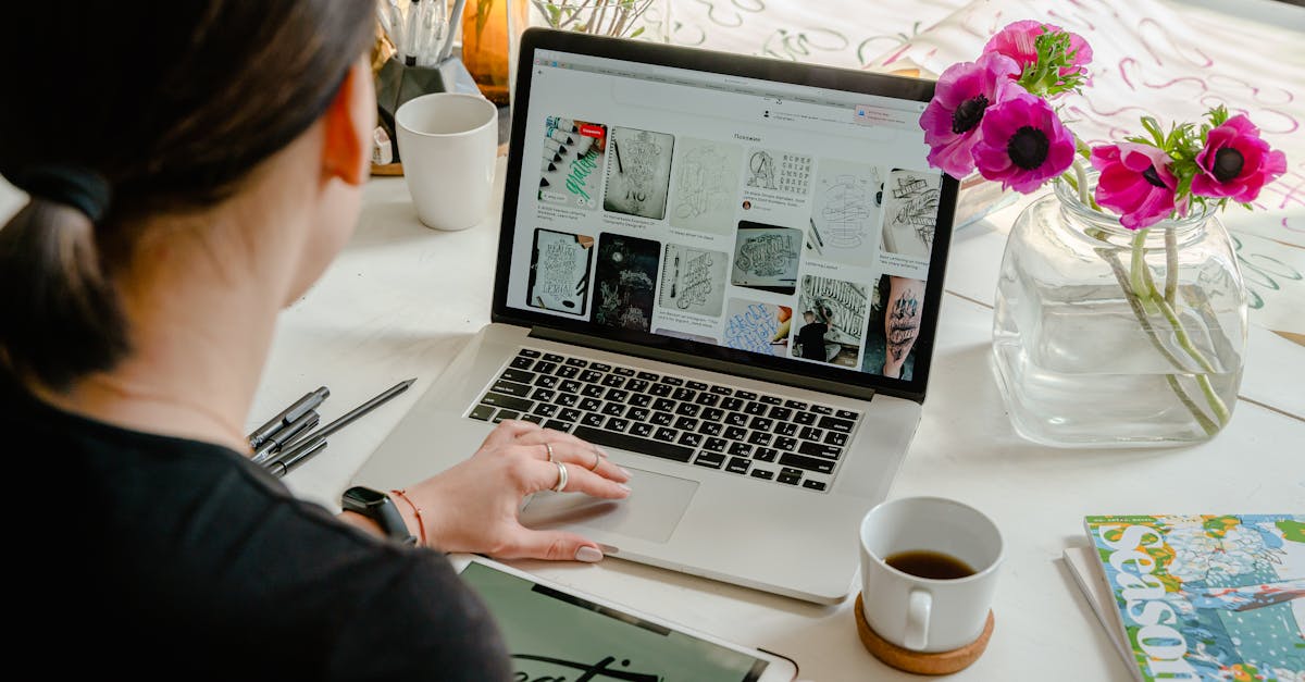 Common Applications Causing Screen Resolution Problems on Laptops